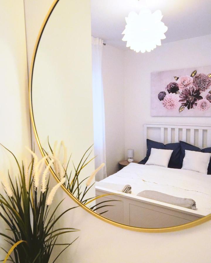 Lovely Apartment Mira Near Airport Zagreb Nagygorica Kültér fotó